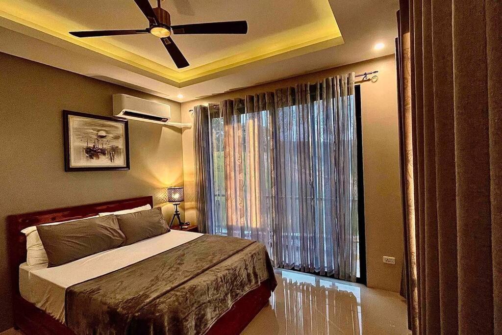 Overlooking Staycation At Sandari Batulao Tagaytay City Ngoại thất bức ảnh