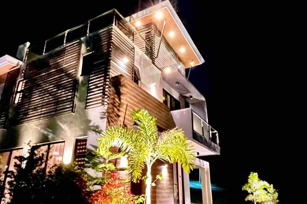 Overlooking Staycation At Sandari Batulao Tagaytay City Ngoại thất bức ảnh